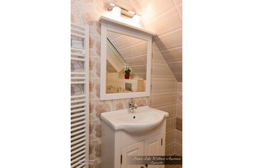 Madjarska Privát Egerszalók, Eksterijer